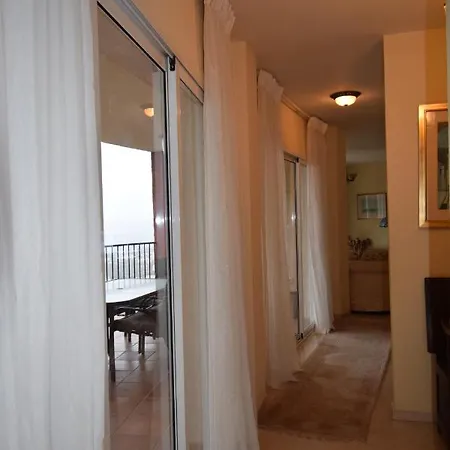 Romeo Villa *
